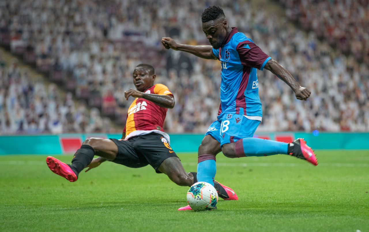 Il Genoa Batte il Sassuolo in una Partita Infuocata, De Rossi Esalta una Vittoria Fondamentale