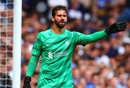 La Juventus cible Alisson et Bernardo Silva pour une reconstruction ambitieuse en 2026