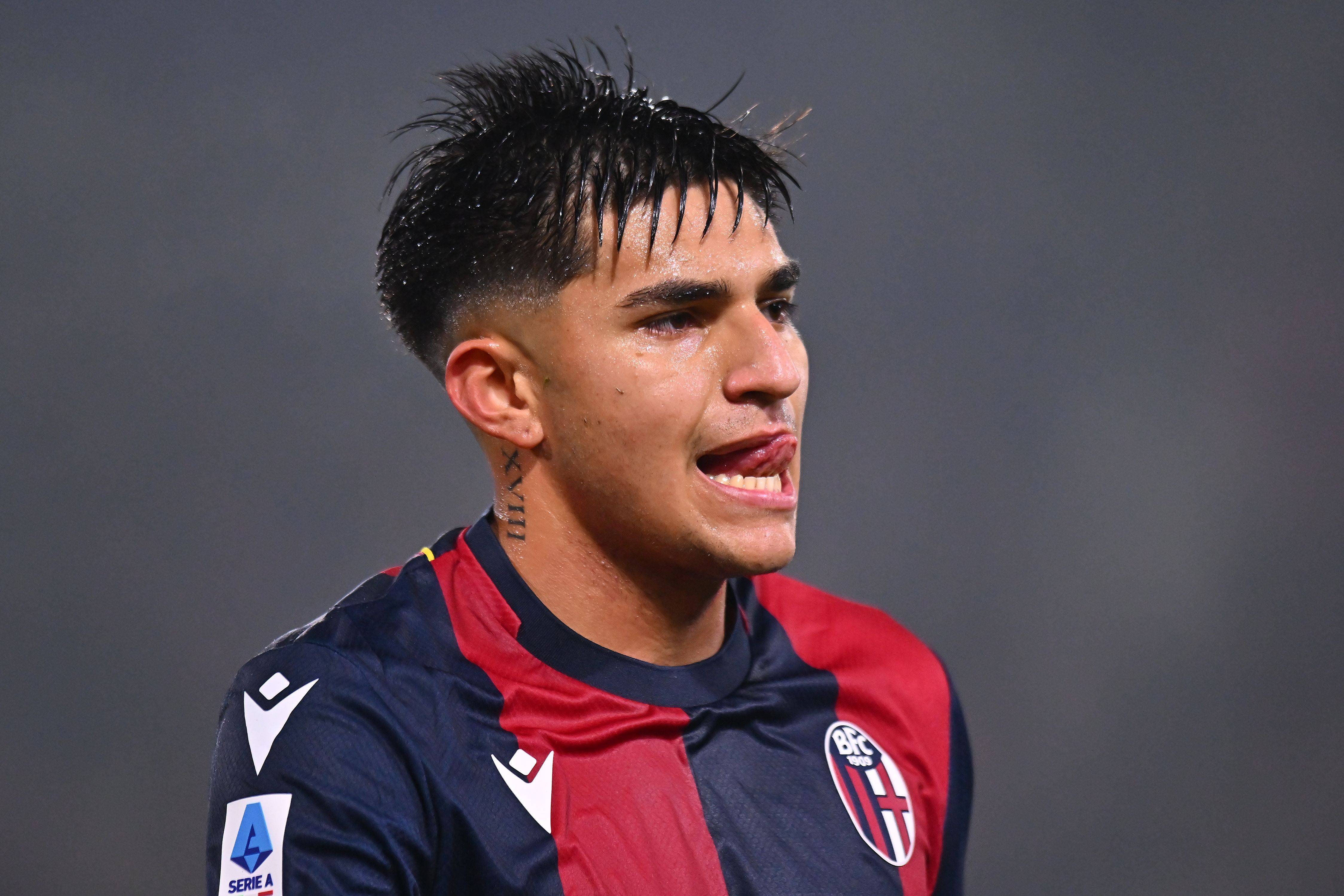 Manchester United scouts to watch Bologna's Santiago Castro in Europa League