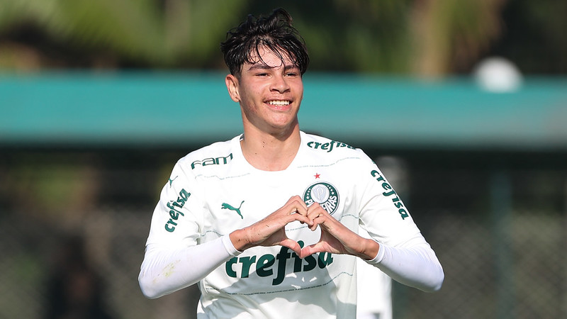 Liverpool linked with move for Palmeiras teenager Erick Bele