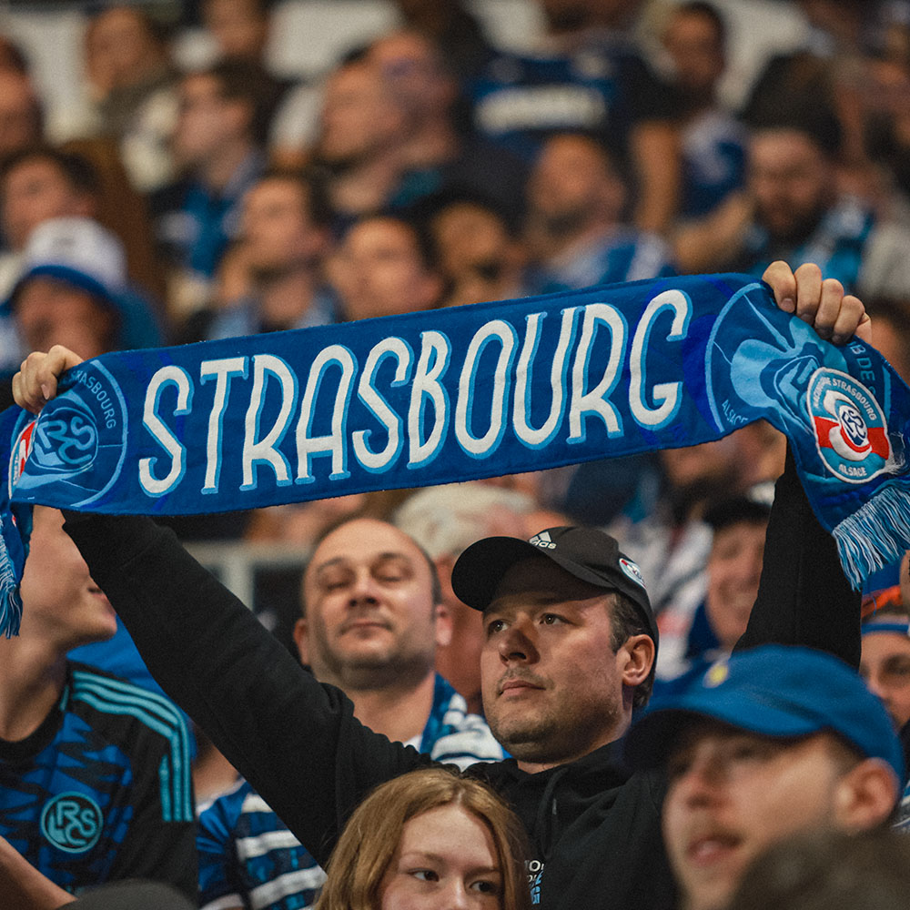 Emegha (Strasbourg) se moque de Balerdi (Marseille) dans une querelle sur les réseaux sociaux