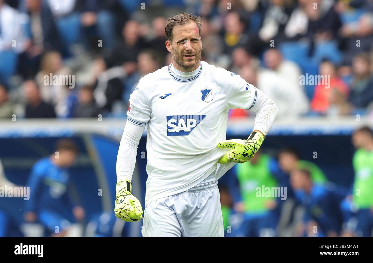 Oliver Baumann s'engage à long terme avec Hoffenheim