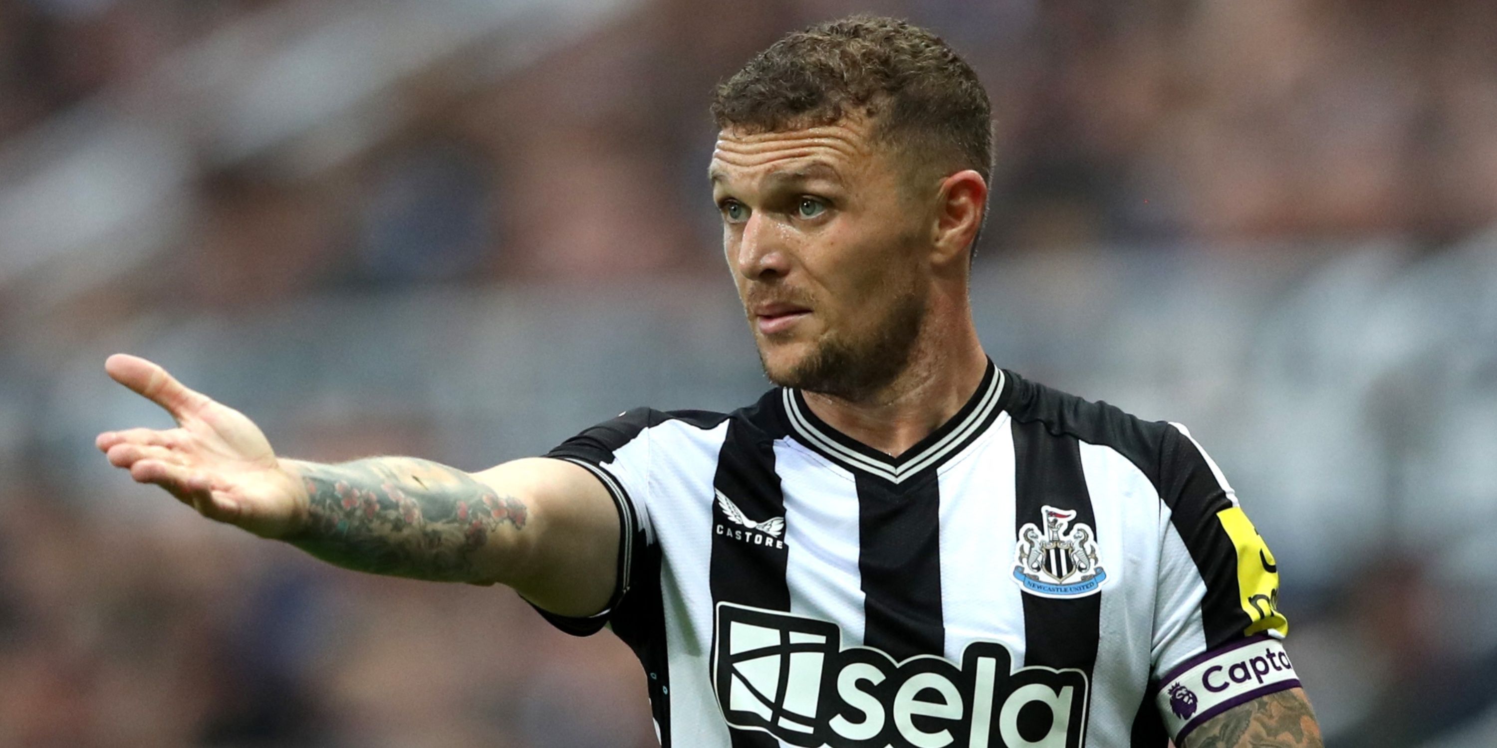 El Newcastle confirma la salida de Trippier y acuerda el fichaje de un joven extremo ecuatoriano