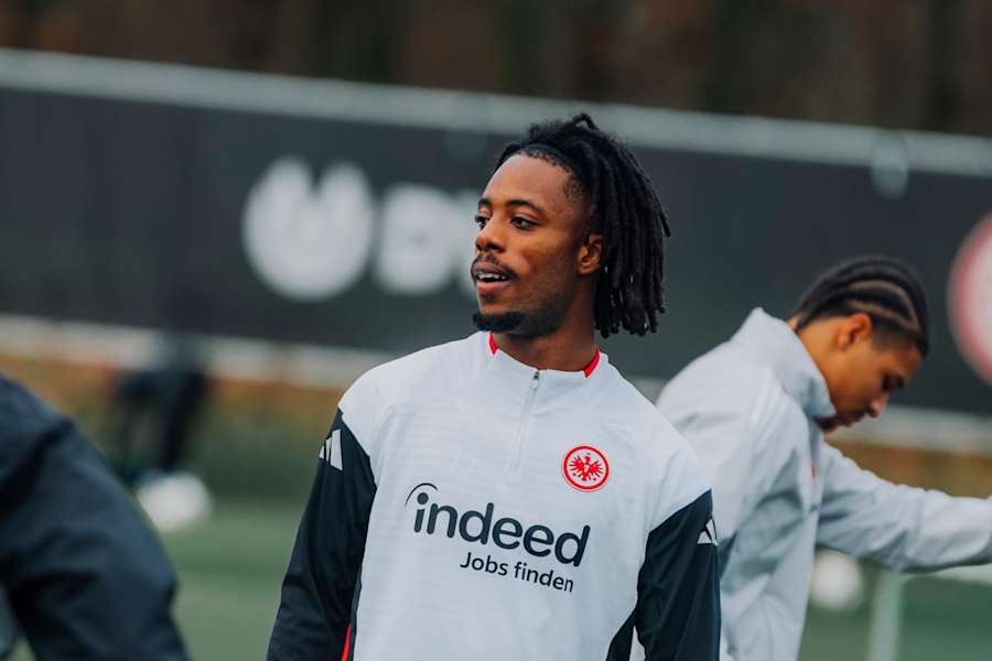 El Niza se enfrenta a una dura batalla para retener a Wahi tras su exitosa cesión