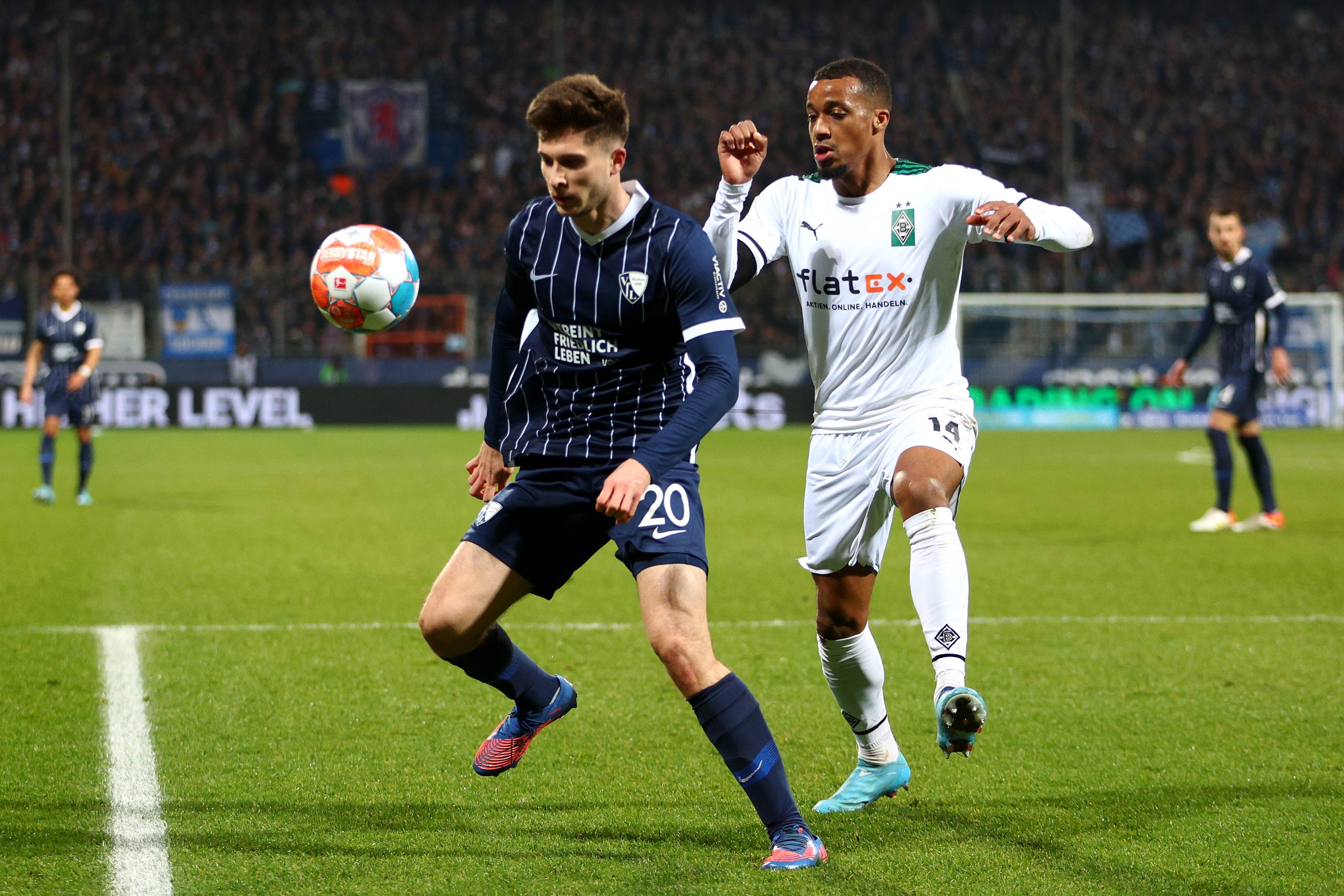 Borussia Mönchengladbach and Werder Bremen eye Augsburg's Rexhbecaj