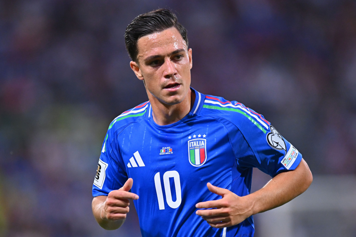 Atalanta's Raspadori Shines in Crucial Serie A Victory Over Lecce