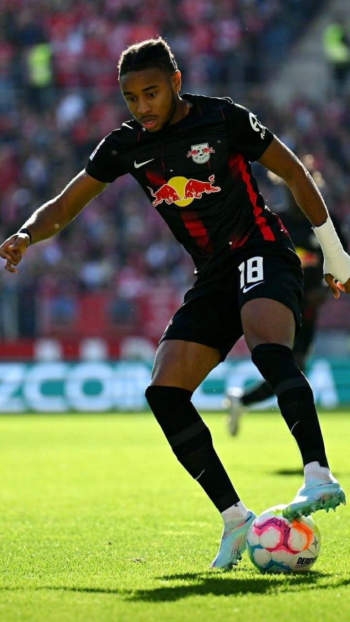 Allegri Concedes Serie A Title Race as Milan Focus Shifts to Top Four