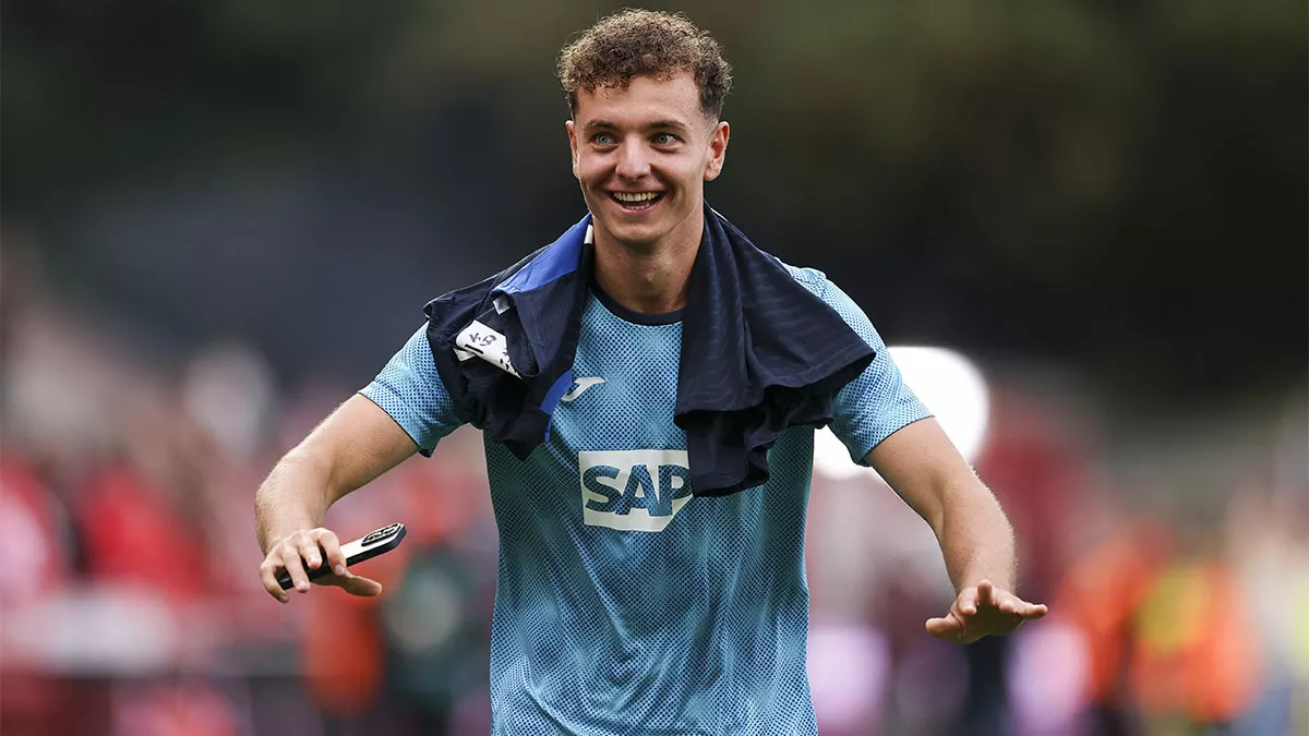 Barcelona-linked Hoffenheim striker Asllani focused on performances amid transfer talk