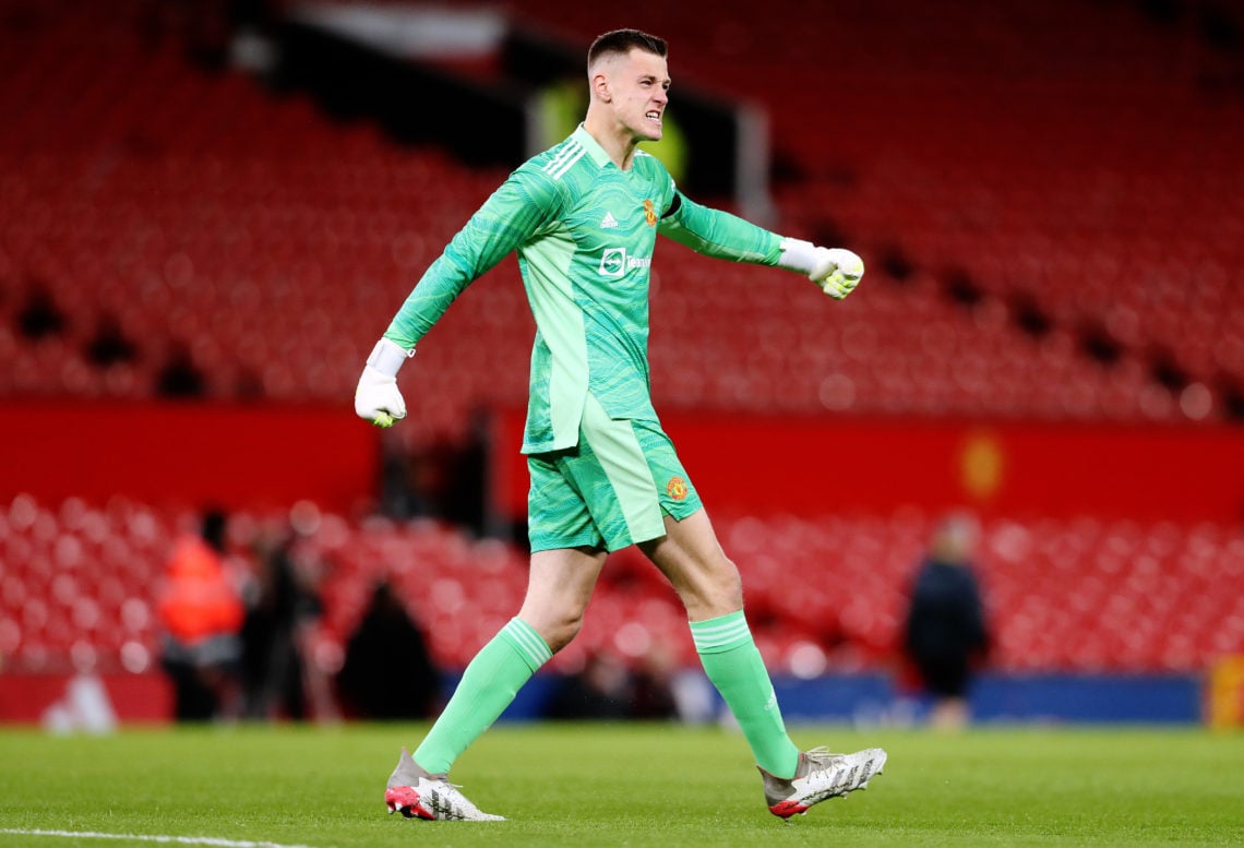 El Manchester United se enfrenta a una batalla para retener al portero Radek Vitek
