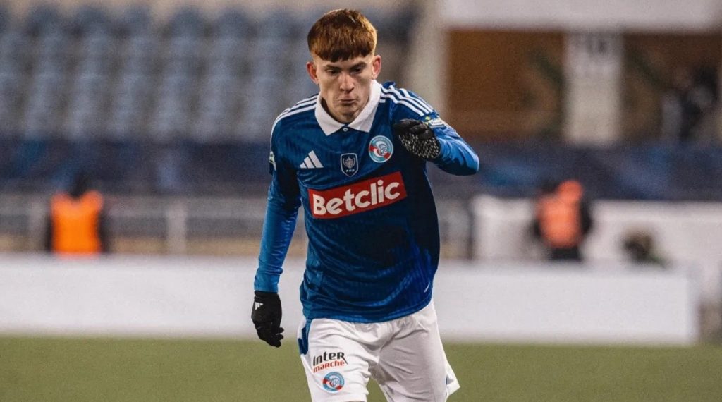 Chelsea Target Strasbourg's Valentin Barco After International Breakthrough