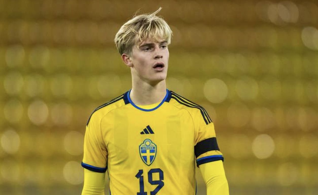 Lucas Bergvall committed to Tottenham amid Premier League survival battle