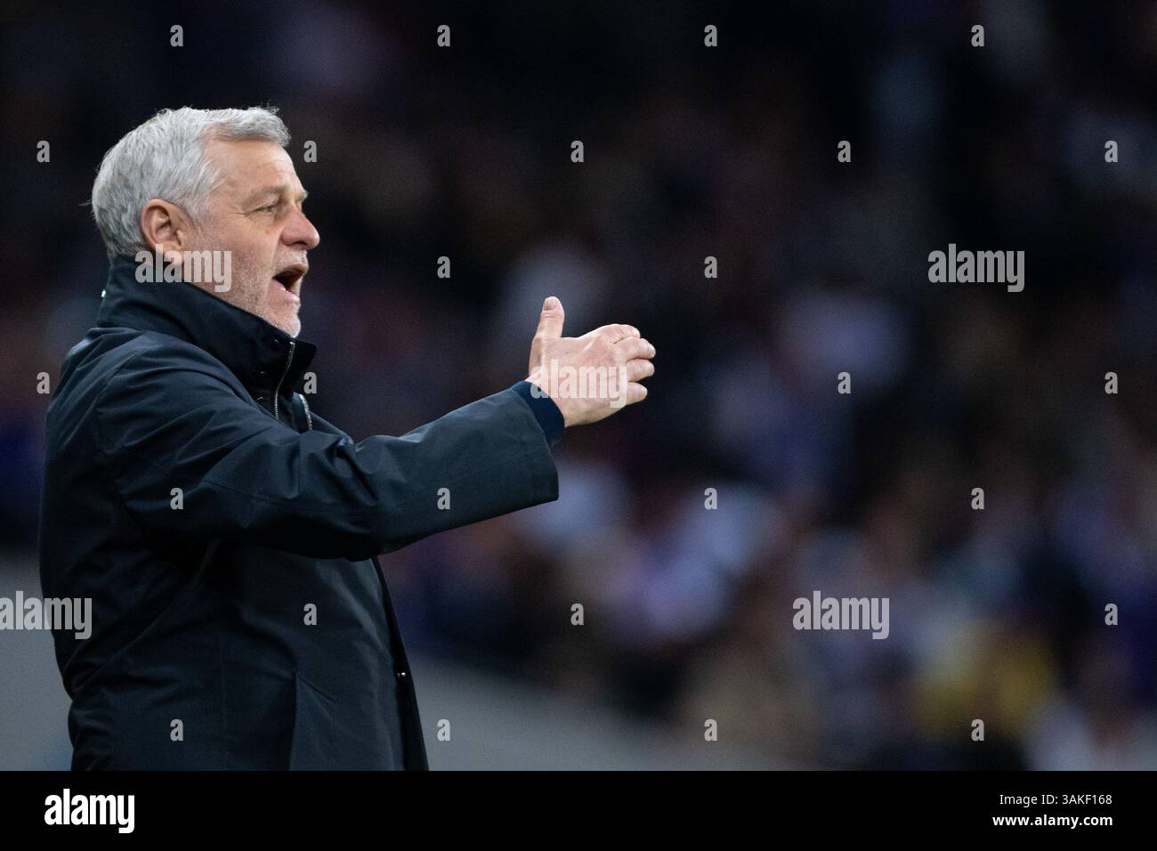 Bruno Genesio, técnico del Lille, estará en la banda ante el Toulouse a pesar de su pérdida