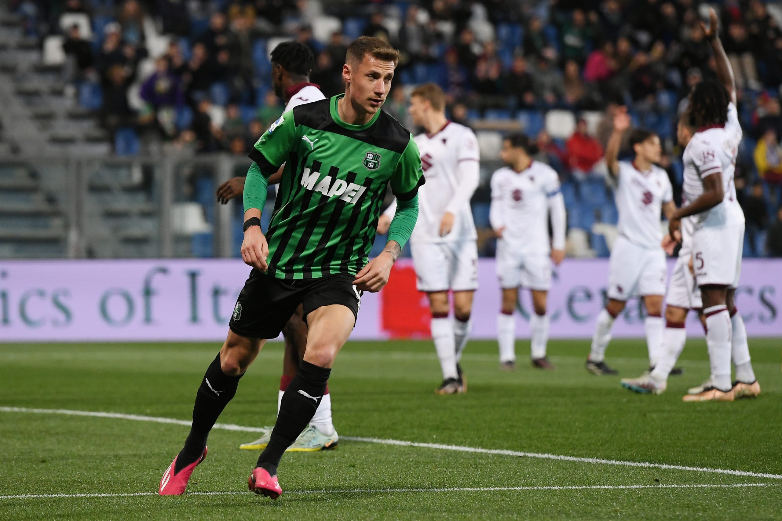 La forme éclatante d'Andrea Pinamonti à Sassuolo suscite des convoitises