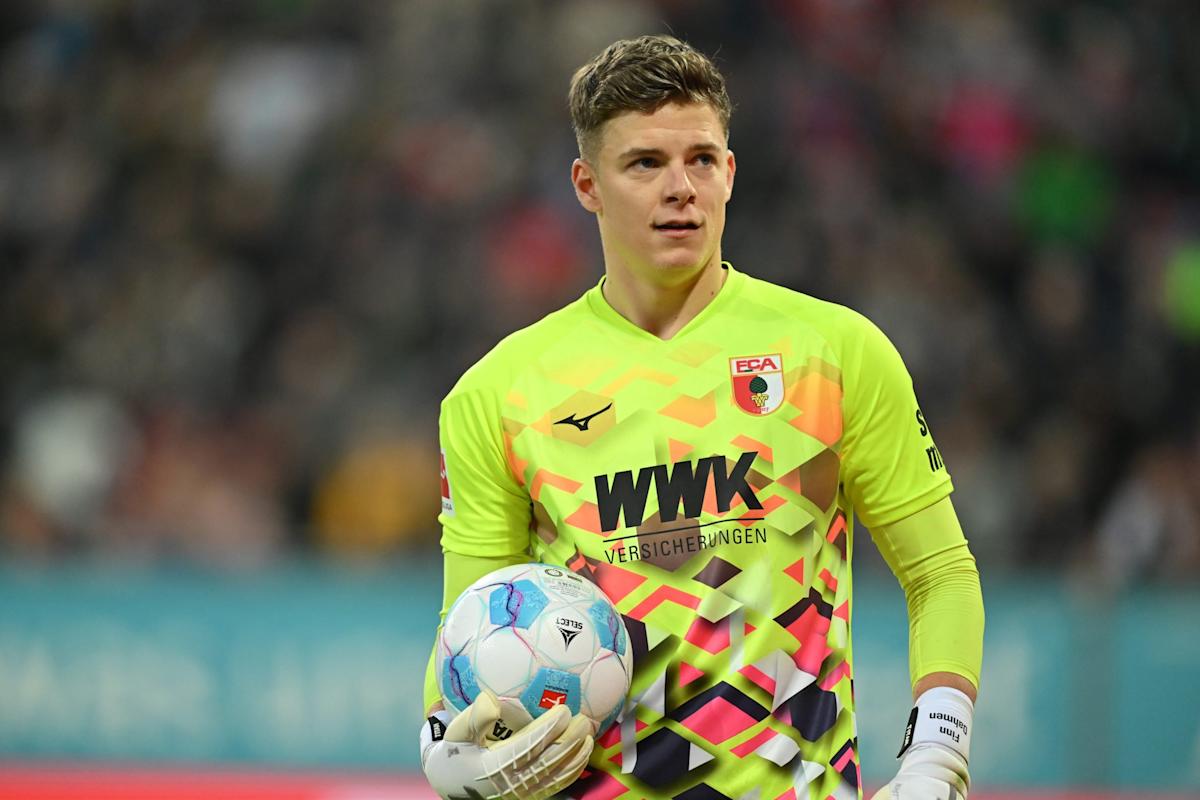 Finn Dahmen, gardien d'Augsburg, vise une place en Coupe du Monde après avoir assuré le maintien en Bundesliga