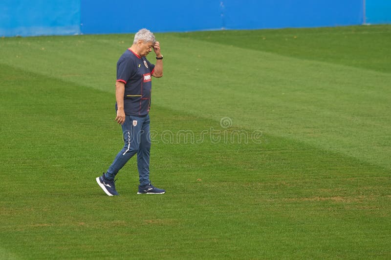 Mircea Lucescu quitte son poste de sélectionneur de Roumanie après un problème de santé