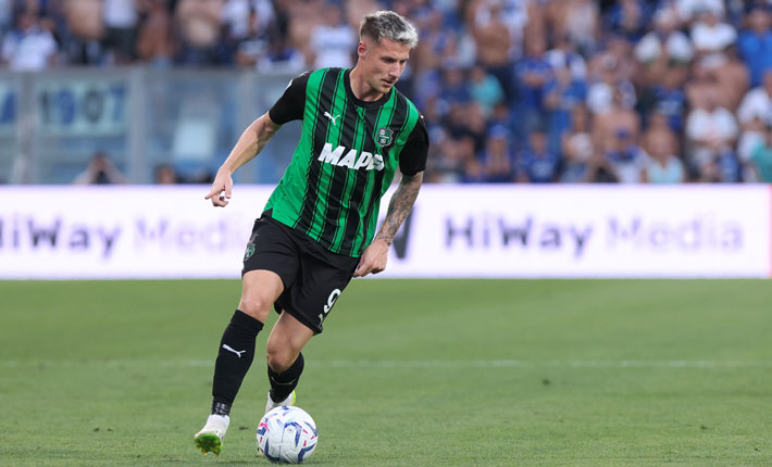 Genoa and Sassuolo Set for Crucial Serie A Clash at the Marassi