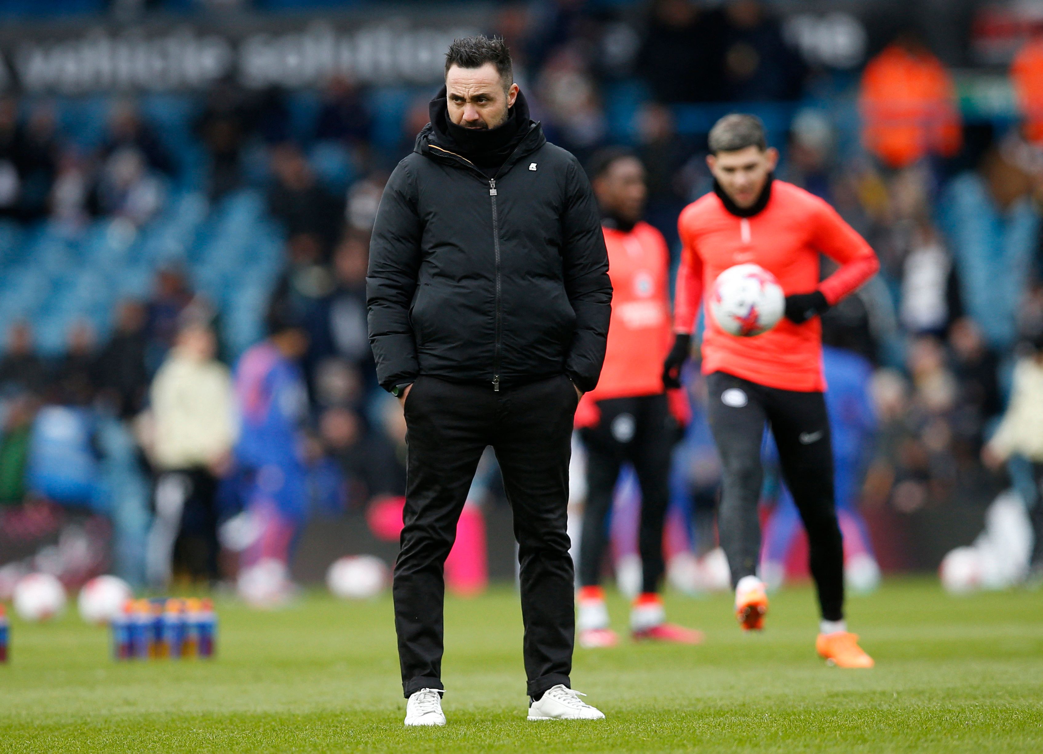 Roberto De Zerbi prend les rênes de Tottenham Hotspur dans la lutte contre la relégation