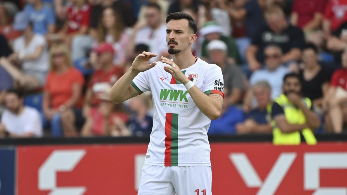 Augsburg salva la Bundesliga con un pareggio contro l'Eintracht Francoforte
