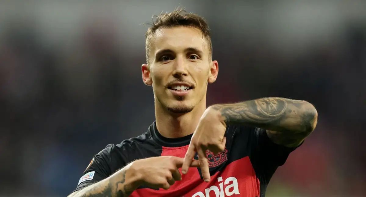 Barcelona linked with cut-price move for Leverkusen's Grimaldo