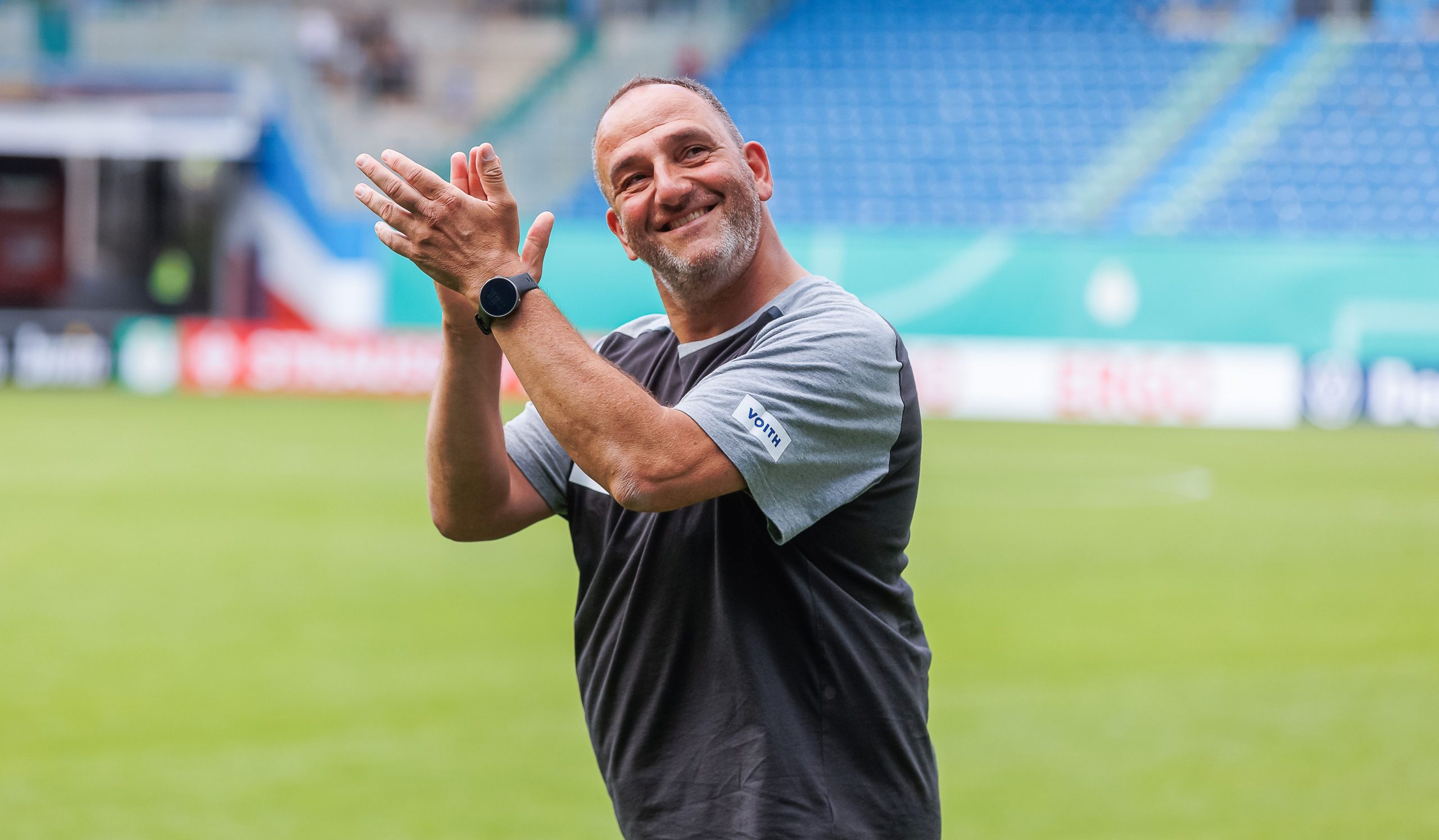 Frank Schmidt announces likely departure from Heidenheim after 20 years