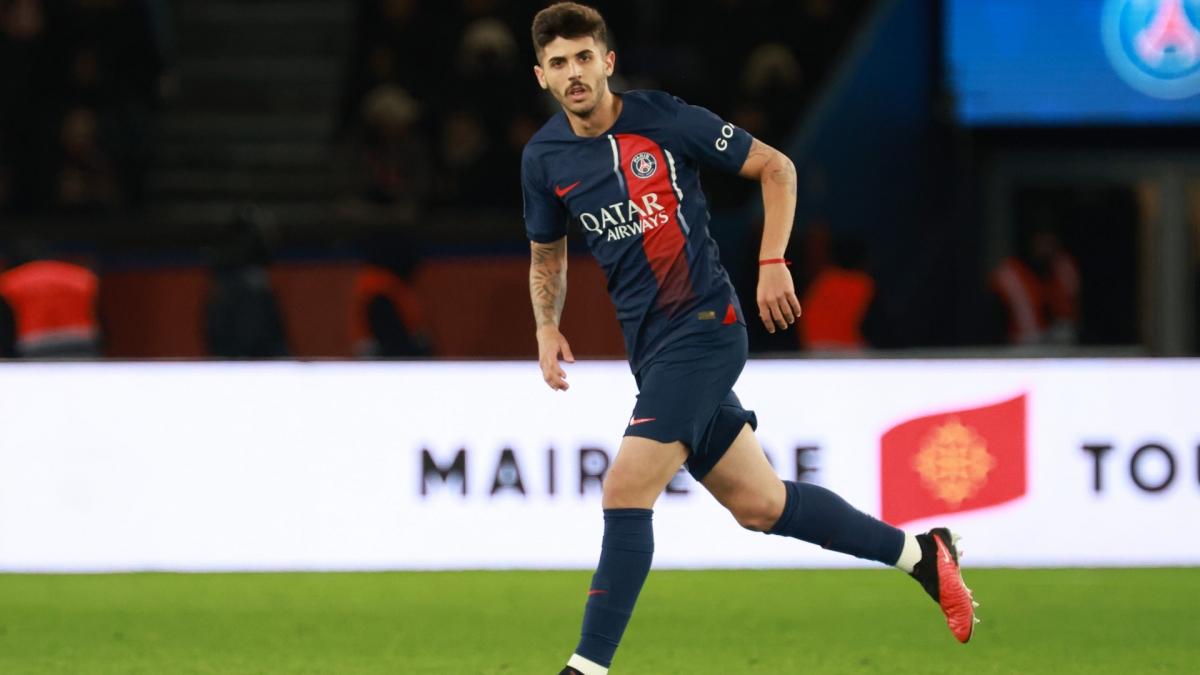 Lucas Beraldo Shines as PSG Ease Past Angers to Extend Lead