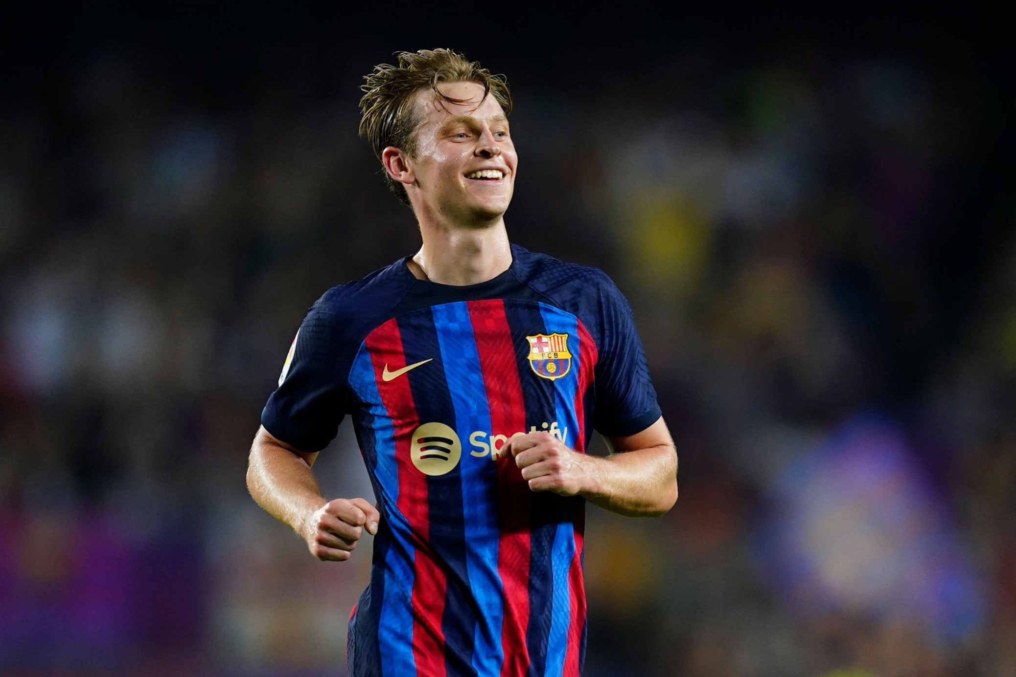 Frenkie de Jong nears Barcelona return ahead of crucial derby and European tie