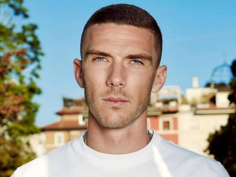 Fiorentina Batte la Lazio con un Gol di Gosens, Rilanciando le Ambizioni Europee