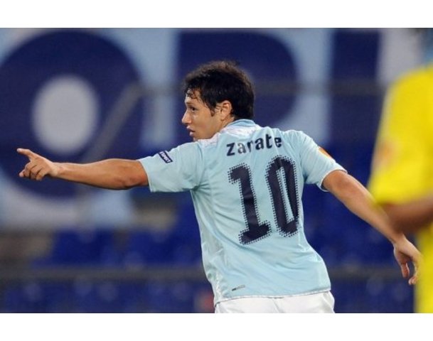 Zarate: 'Mi pento di aver lasciato la Lazio' e rivela uno scontro con Kolarov nello spogliatoio