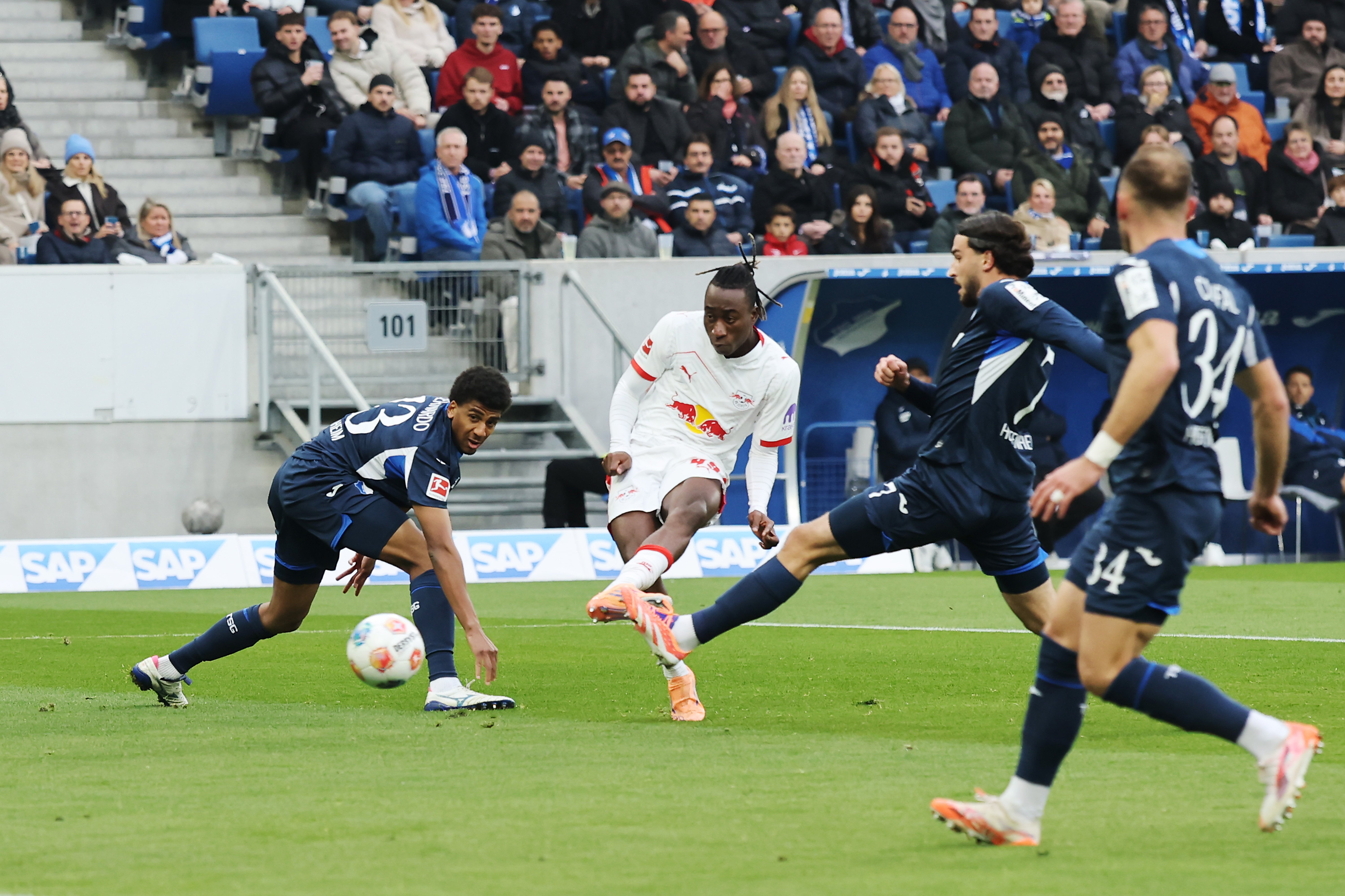 Arsenal Lead Liverpool in Race for Leipzig Winger Yan Diomande