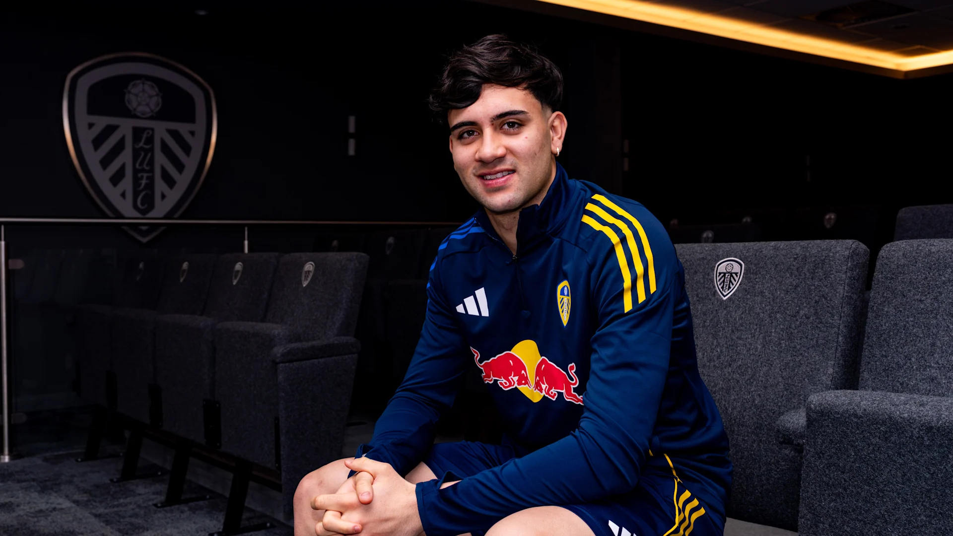 El Leeds United ficha definitivamente al delantero del AC Milan, Noah Okafor