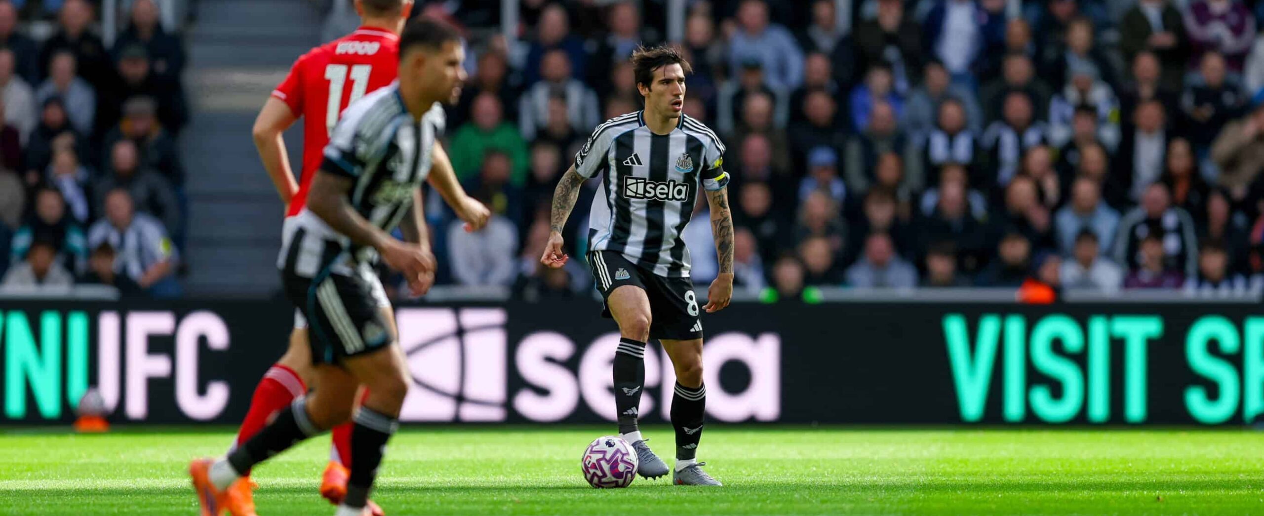 La Juventus Insiste por Sandro Tonali del Newcastle en Medio del Interés de la Premier League
