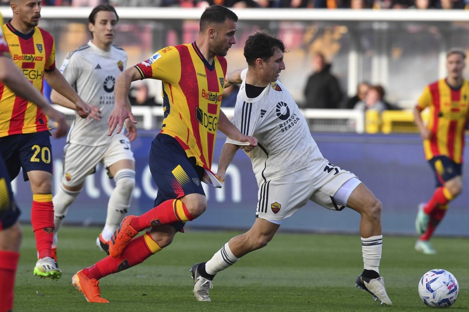 Como's Champions League Chase Stalls with Goalless Draw at Udinese