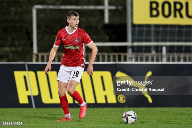 El Freiburg apunta a la contratación definitiva de Engelhardt, exjugador de su cantera