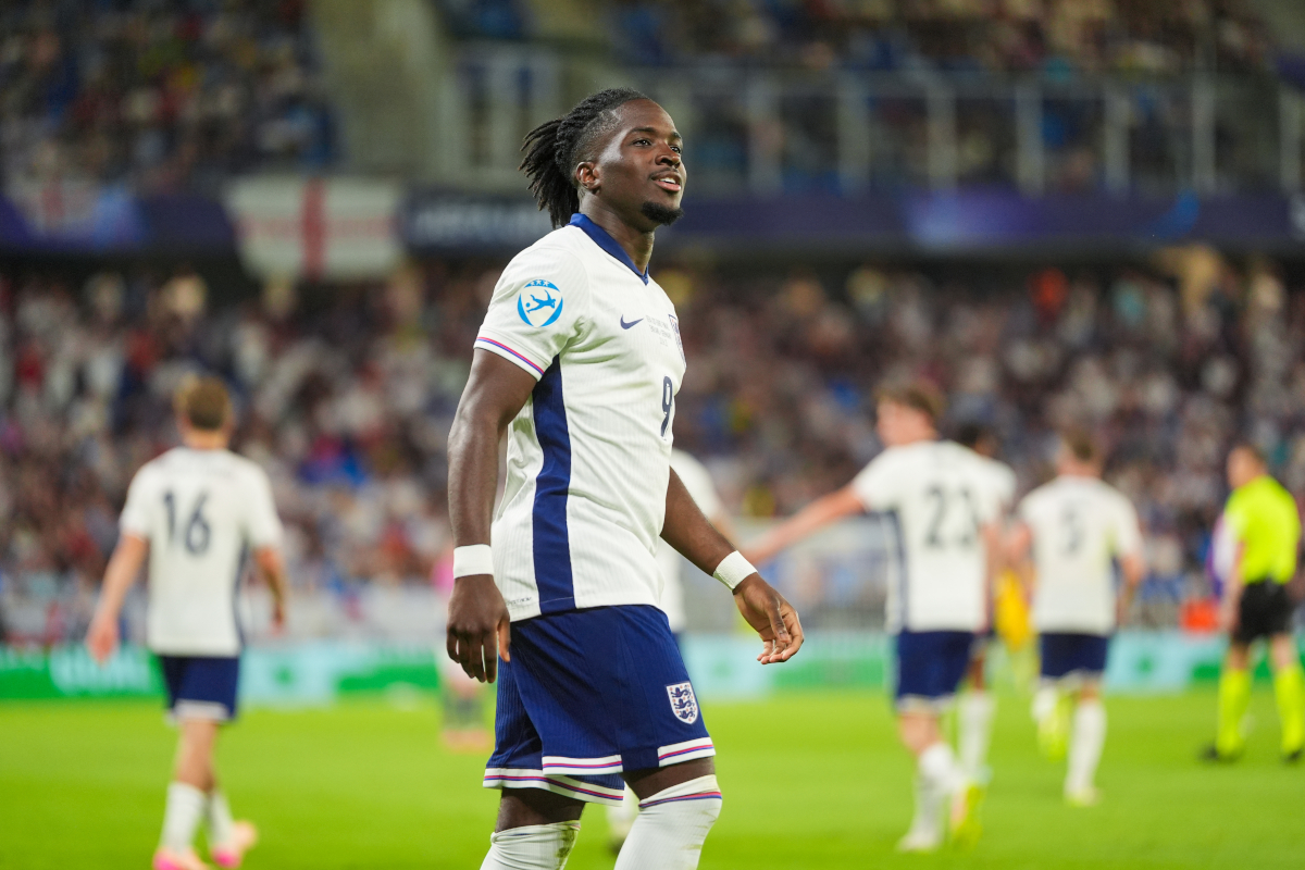 Chelsea beobachtet Bolognas Flügelspieler Jonathan Rowe als möglichen Garnacho-Ersatz