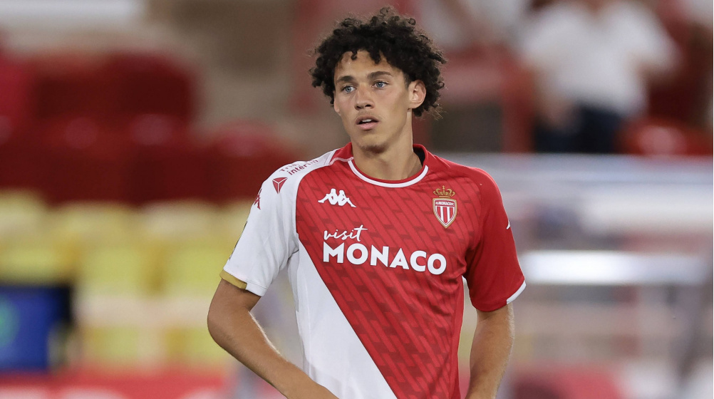 Manchester United face £40m price tag for Monaco winger Maghnes Akliouche