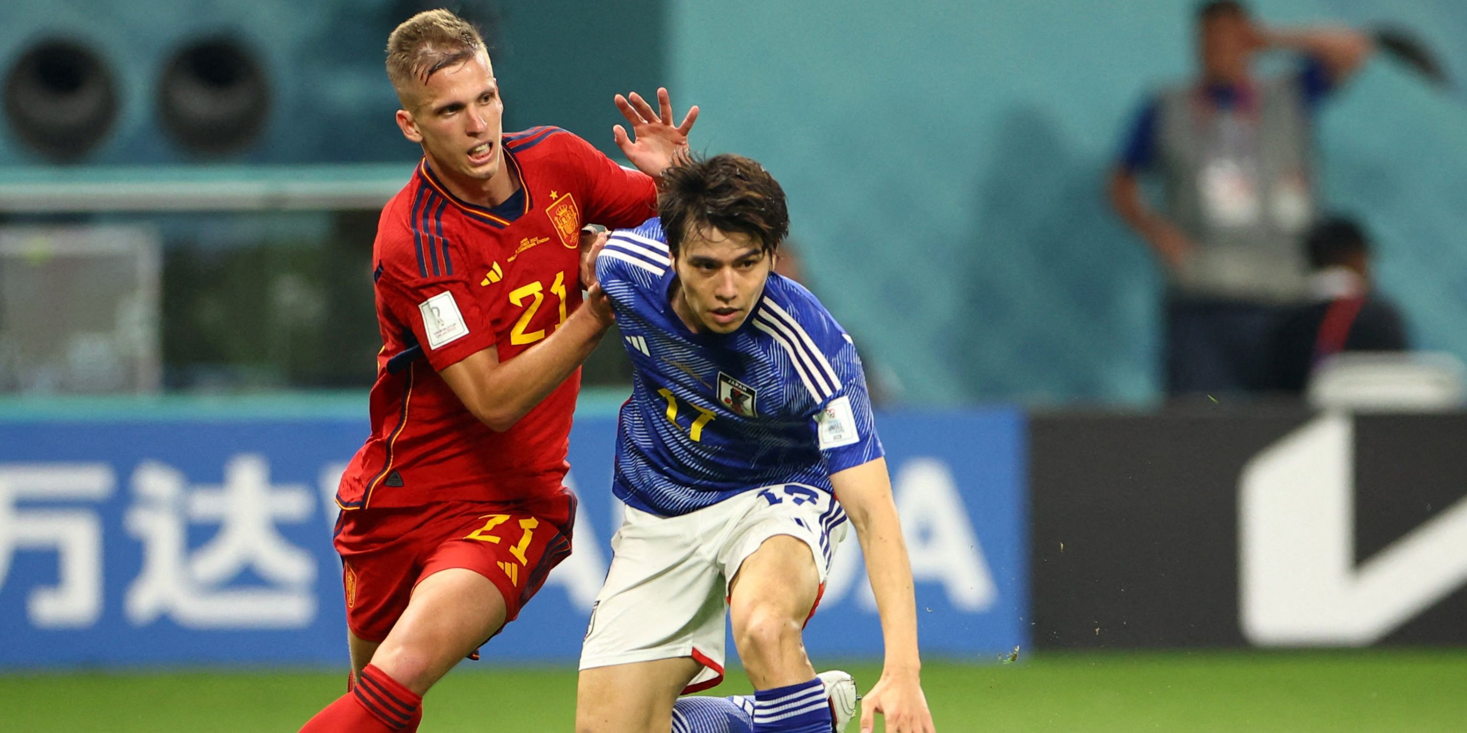 Schalke face competition for Leeds midfielder Ao Tanaka