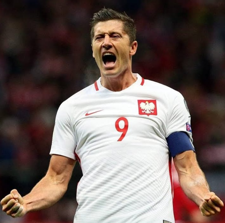 Juventus nel mirino Robert Lewandowski del Barcellona per l'estate